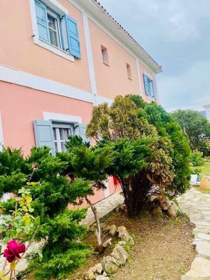 Villa Lili Galaxidi Exterior foto